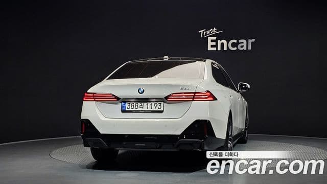 BMW 5 Series 2024 — Şəkil 4/20