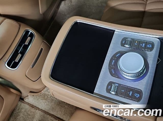 Genesis G90 2022 — ფოტო 12/20