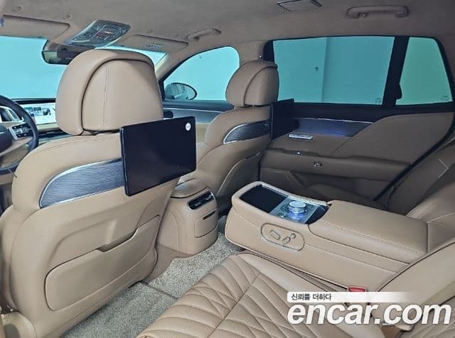 Genesis G90 2022 — ფოტო 15/20