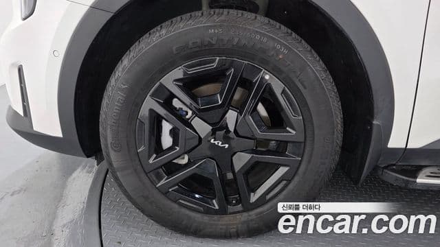Kia Sorento 2024 — ფოტო 5/20