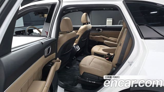 Kia Sorento 2024 — ფოტო 12/20