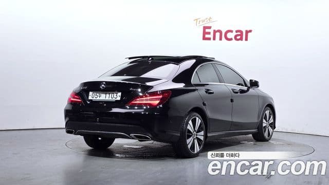 Mercedes-Benz CLA-Class 2018 — Şəkil 23/31