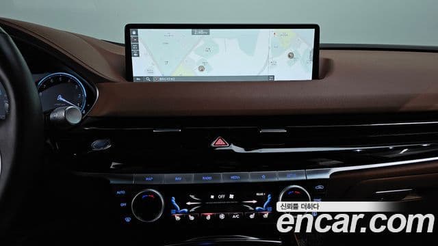 Genesis Electrified G80 2021 — Şəkil 12/20