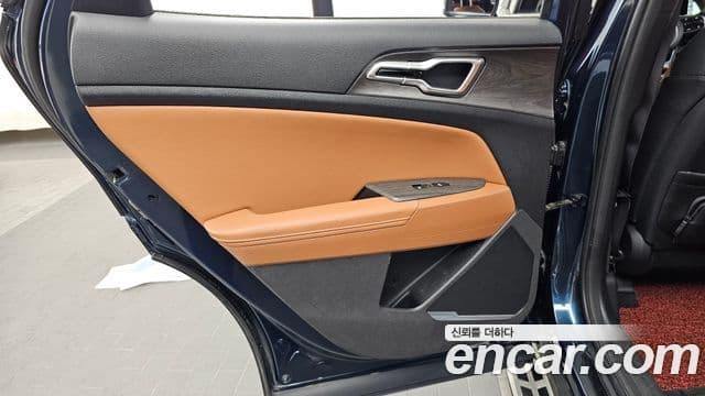 Kia Sportage 2021 — Photo 4/34
