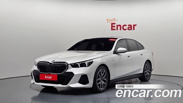 BMW 5 Series 2025 — ფოტო 10/20