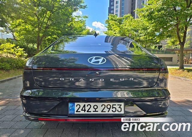 Hyundai Grandeur 2022 — Фото 4/20