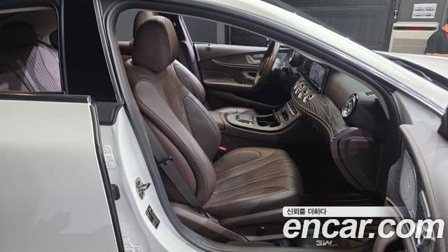 Mercedes-Benz CLS-Class 2021 — Фото 11/20