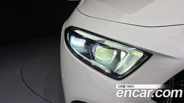 Mercedes-Benz CLS-Class 2021 — Şəkil 11/38