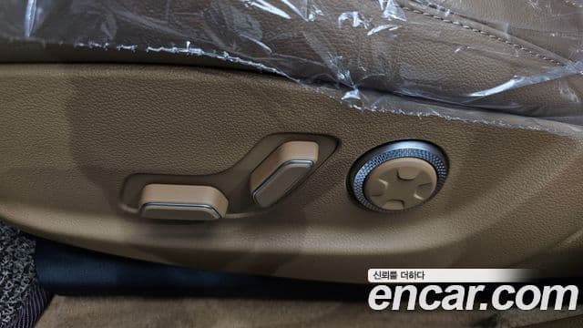 Genesis G80 2025 — Photo 18/34