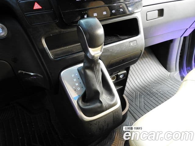Hyundai Staria 2024 — Şəkil 9/20