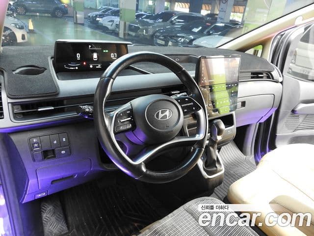 Hyundai Staria 2024 — Şəkil 16/20
