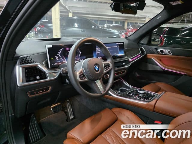 BMW X7 2025 — Фото 18/20