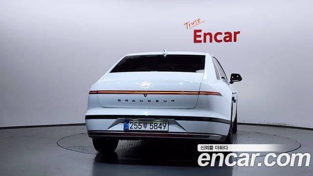 Hyundai Grandeur 2025 — ფოტო 4/20