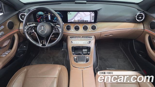 Mercedes-Benz E-Class 2021 — Фото 7/20