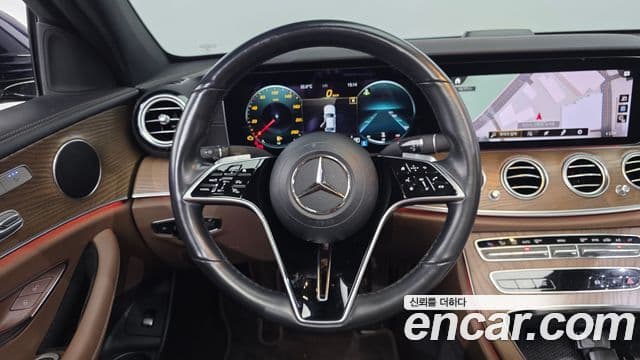 Mercedes-Benz E-Class 2021 — Фото 14/20