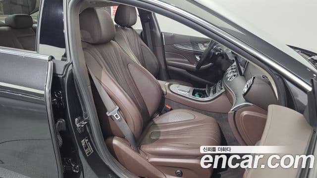 Mercedes-Benz CLS-Class 2021 — ფოტო 15/36
