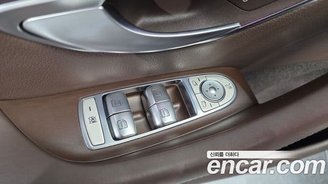 Mercedes-Benz CLS-Class 2021 — ფოტო 18/36
