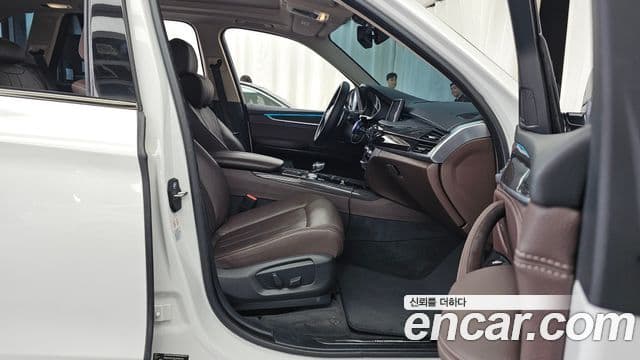 BMW X5 2018 — Şəkil 11/20