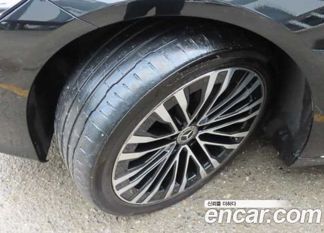 Mercedes-Benz S-Class 2022 — ფოტო 17/19