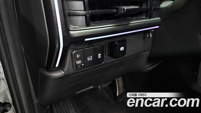 Hyundai Santa Fe 2024 — ფოტო 16/20