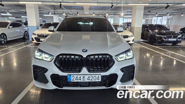 BMW X6 2023 — ფოტო 2/8