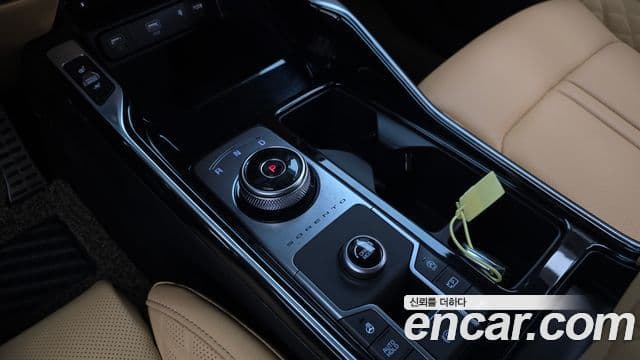 Kia Sorento 2022 — Фото 9/20