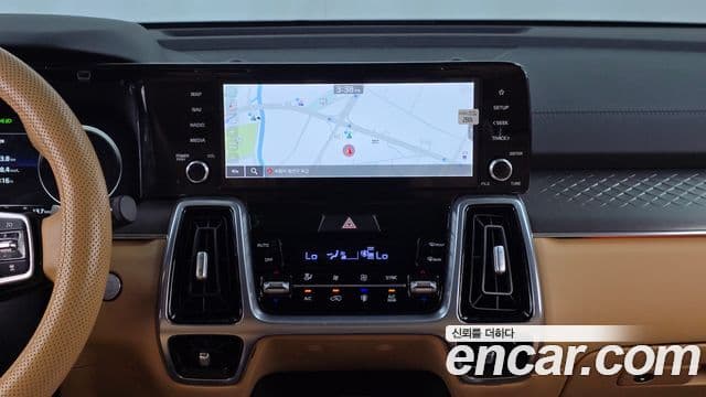 Kia Sorento 2022 — Фото 12/20