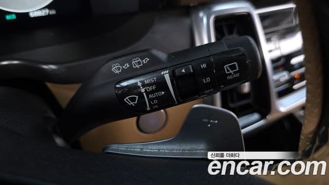 Kia Sorento 2022 — Фото 18/20