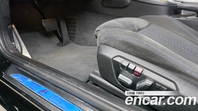 BMW 1 Series 2018 — Фото 16/20
