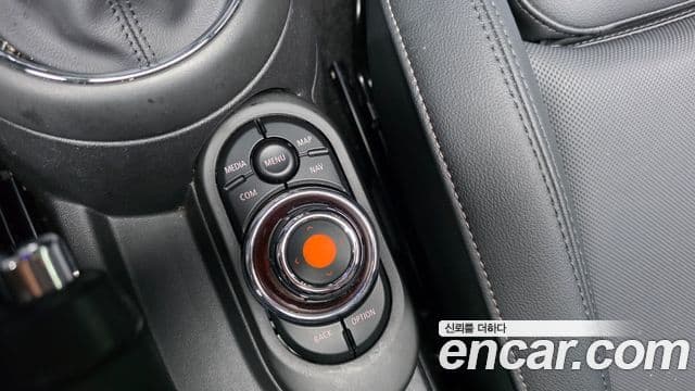 Mini Cooper 2021 — Şəkil 8/33