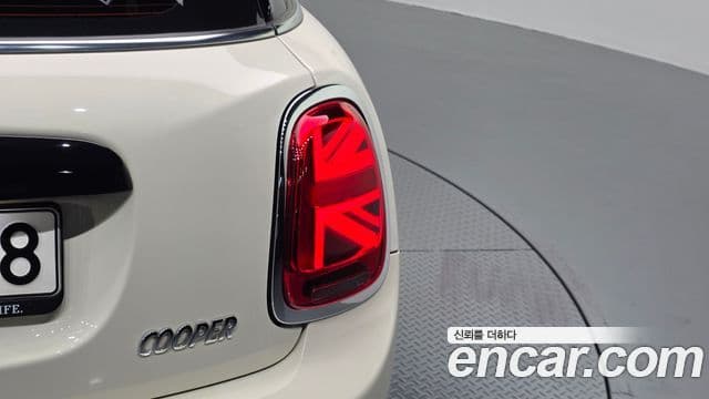 Mini Cooper 2021 — Şəkil 11/33