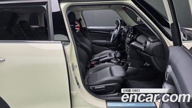 Mini Cooper 2021 — Şəkil 5/33
