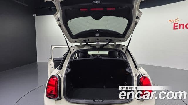 Mini Cooper 2021 — Şəkil 33/33
