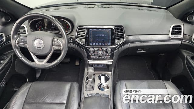 Jeep Grand Cherokee 2019 — Şəkil 6/35