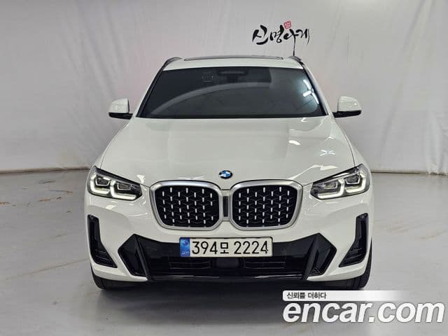 BMW X4 2022 — Photo 13/20