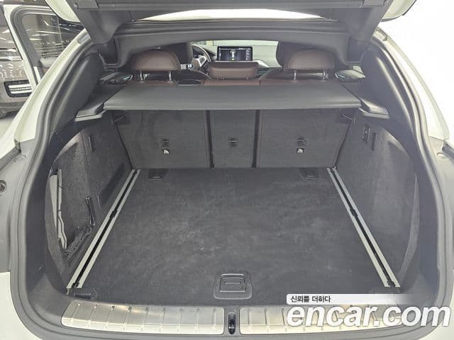 BMW X4 2022 — Photo 14/20