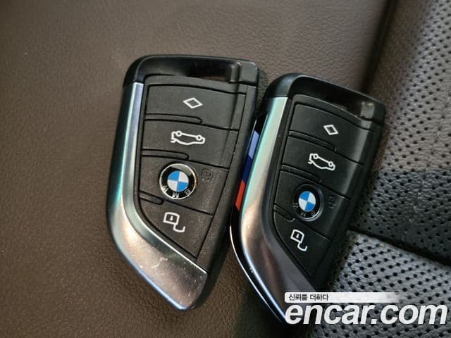 BMW X4 2022 — Photo 11/20