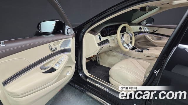 Mercedes-Benz S-Class 2018 — Photo 28/37
