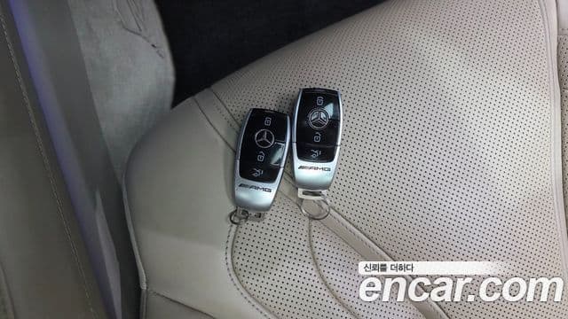 Mercedes-Benz S-Class 2018 — Photo 36/37