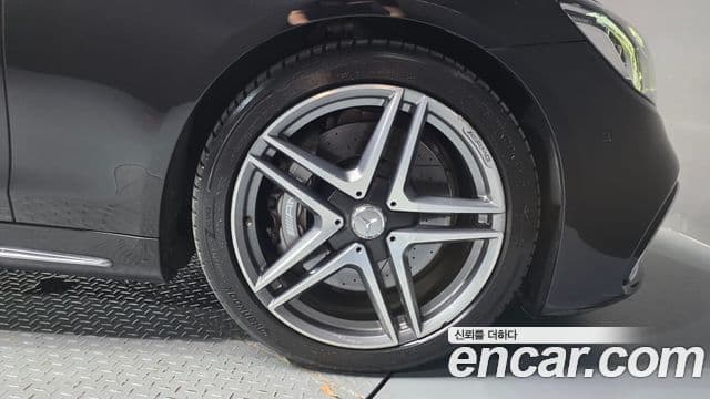 Mercedes-Benz S-Class 2018 — Photo 15/37