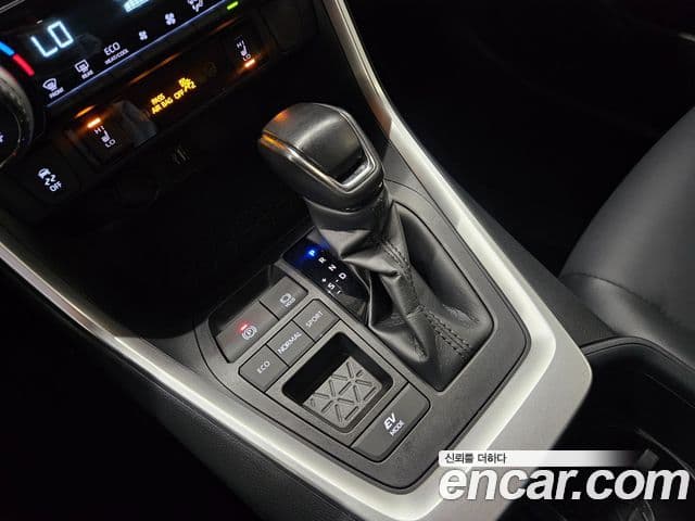 Toyota RAV4 2024 — Photo 17/18