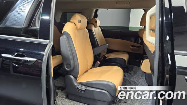 Kia Carnival 2021 — Фото 11/20