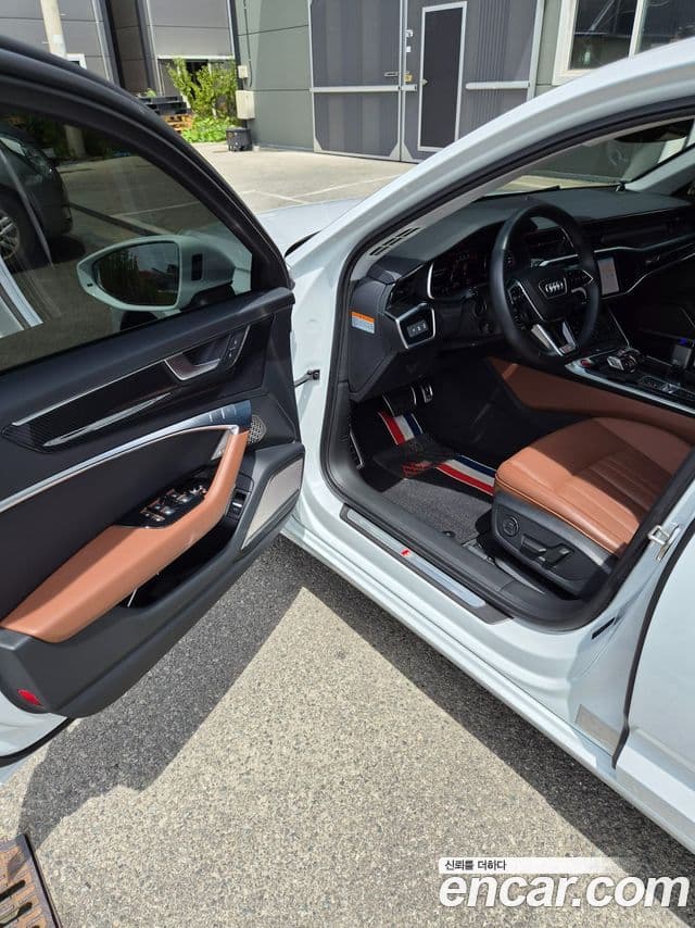 Audi A6 2021 — ფოტო 4/20