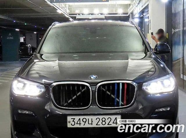 BMW X4 2020 — Photo 8/20