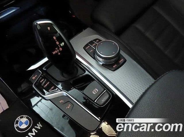 BMW X4 2020 — Photo 14/20