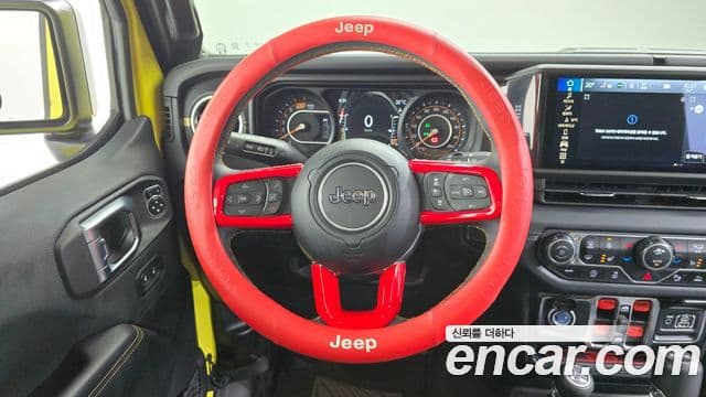 Jeep Wrangler 2024 — Şəkil 18/31