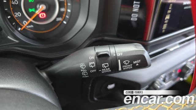 Jeep Wrangler 2024 — Şəkil 26/31