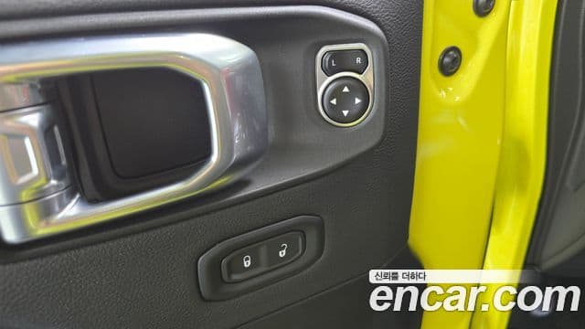 Jeep Wrangler 2024 — Şəkil 28/31