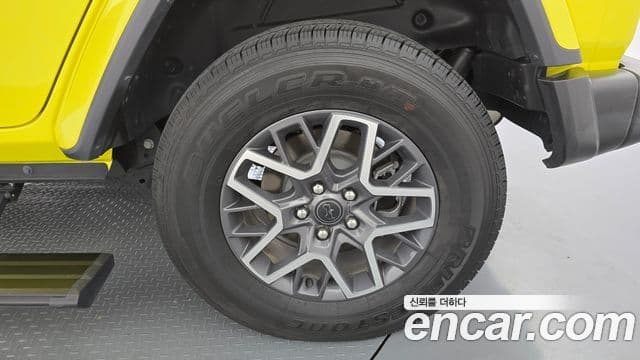 Jeep Wrangler 2024 — Şəkil 21/31