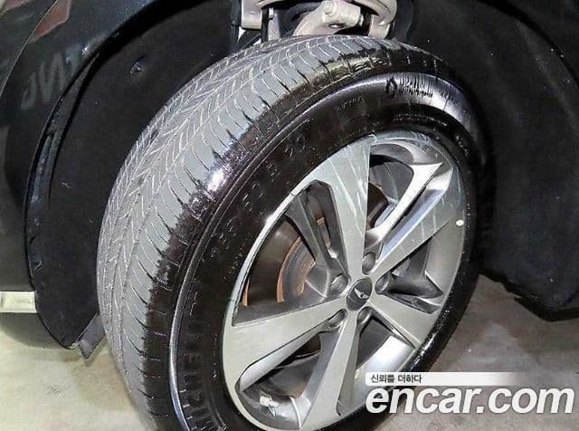 Genesis GV80 2021 — Şəkil 9/20